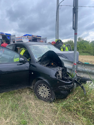 Pineto - Con l’auto contro un palo, 52enne elitrasportato all’ospedale di Pescara