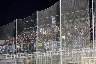 Ascoli, cori razzisti dei tifosi a Ravenna: indaga la Procura