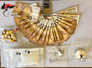 Senigallia - Spaccio di droga, arrestato pusher con 600 grammi di cocaina