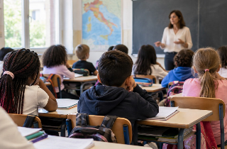 Scuola, tetto del 30% per gli alunni stranieri nelle classi prime: ecco chi rientra nel limite