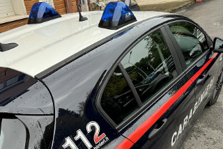 Macerata - Finge di essere il figlio e gli chiede via sms duemila euro, denunciato