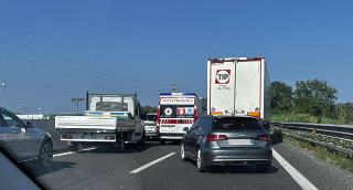 Incidente sull’Ascoli-Mare: chiuso il raccordo fino a rimozione mezzi