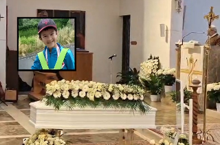 San Benedetto dà l’ultimo saluto a Matteo Brandimarti: messa officiata dal vescovo Palmieri