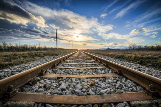 Montemarciano – Traliccio sui binari, disagi alla circolazione ferroviaria
