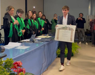 Lanterna, fissata udienza per le repliche. Francesco Vitali si laurea: la toccante dedica