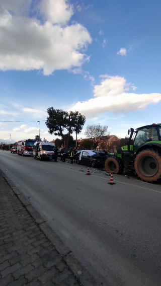 Villareia di Cepagatti  - Con l’auto contro un trattore, muore un 81enne  di Alanno