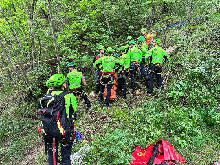 Acquasanta Terme - Si perde nei boschi e smarrisce il telefono, recuperato dal Soccorso Alpino