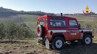 Ripatransone - Cacciatore accusa un malore, soccorso dai vigili del fuoco