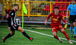 Catanzaro-Ascoli 3-2: espulso Valzania, bianconeri ribaltati nel finale 