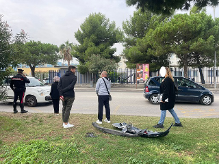 San Benedetto del Tronto - Tamponamento in viale dello Sport, auto perde una ruota