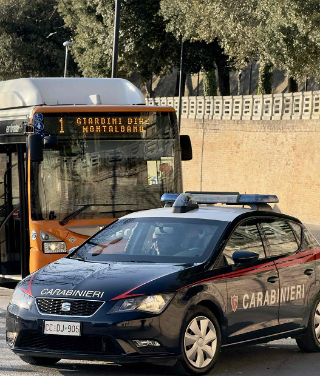 Macerata - Segnalati per il possesso di armi ai Giardini Diaz, due giovani denunciati dai carabinieri