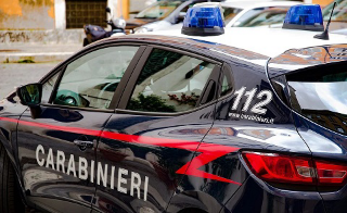 Tolentino - Tamponano auto con a bordo donna incinta e fuggono, denunciati