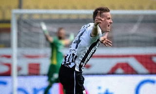 L’ex Ascoli Jankto si ritira a soli 29 anni