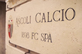 Calcio Serie C - Ascoli, da Pulcinelli a Passeri: c’è la firma dal notaio
