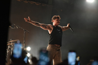 Corridonia - Truffa online per i biglietti del concerto di Olly: denunciati padre e figlio