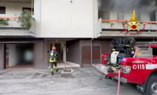 Pescara - Incendio di un appartamento in via Monte Pagano. Evacuato l’intero edificio