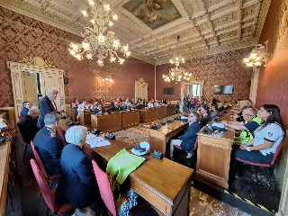 Macerata - Bilancio approvato, maggioranza salva sul filo: rinviata la decisione su Rampa Zara