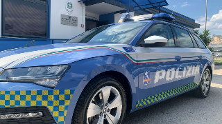 In autostrada con 6mila euro truffati a una 91enne di Porto San Giorgio: due arresti