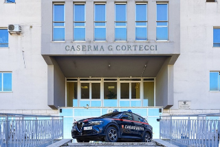 Ancona - Truffa all’anziana con il finto carabiniere: due giovani arrestati dopo un inseguimento