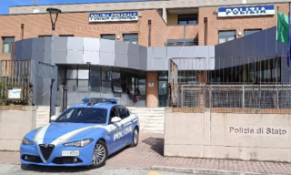 Senigallia - Rubano una bici elettrica, acciuffati dopo la fuga