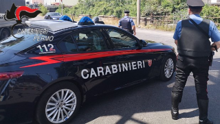 Civitanova Marche - I carabinieri arrestano pregiudicato di 50 anni per furto e danneggiamento