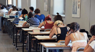 Maturità al via, notte prima degli esami per gli studenti marchigiani