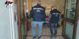 Porto Sant’Elpidio - Blitz del Nas in casa di riposo: operatrice ai domiciliari per maltrattamenti