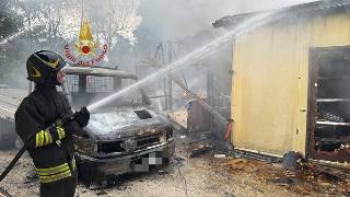 Incendio a Manopello, in fiamme il ristorante "Osteria del Contadino"