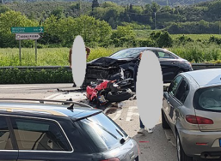 Ascoli Piceno - Auto contro moto a Marino del Tronto, interviene eliambulanza