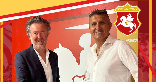 Ancona, ufficiale mister Maurizi