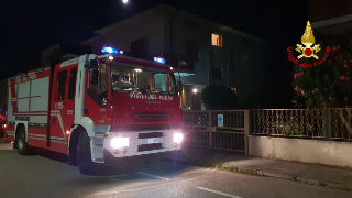 Senigallia - Incendio in un appartamento alla Cesanella: stabile evacuato