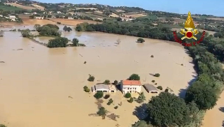 Senigallia – Terzo anniversario dell’alluvione, a Pianello fiaccolata per non dimenticare
