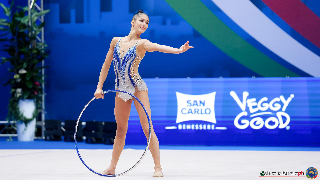 Ritmica - Raffaeli star a Milano, è oro anche nel cerchio