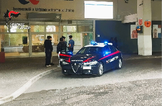 Urbino - Controlli al capolinea dei bus, un arresto per spaccio