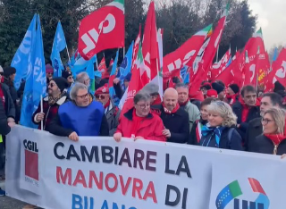 Sciopero generale: Fabriano protagonista con un corteo partecipato