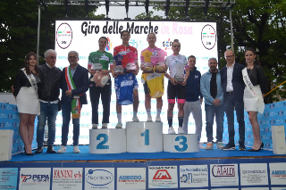 La russa Valgonen vince il Giro delle Marche in Rosa a Offida