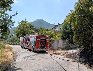 Civitella del Tronto - Incendio in zona Ripe, bruciati 10 ettari di terreno