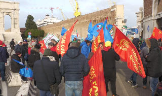 Esuberi Beko, impiegati di Fabriano in sciopero il 3 marzo con Acquaroli