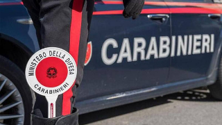 Chieti - Carabinieri inseguono scooter e arrestano 55enne con droga