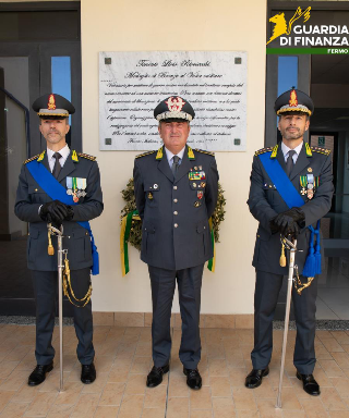 Fermo - Cambio al vertice della Finanza: Angelini è il nuovo comandante
