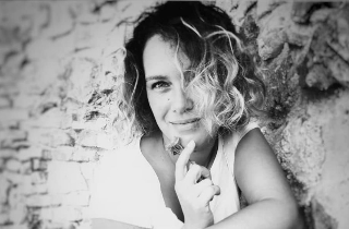 Recanati piange Alice Mariani, addio a 46 anni alla donna del Grottino