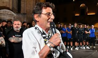 Ascoli, Passeri: “Stigmatizziamo gesto di Tomei, ma siamo al suo fianco”