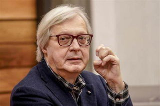 Vittorio Sgarbi: “Mi dimetto con effetto immediato da sottosegretario alla Cultura”