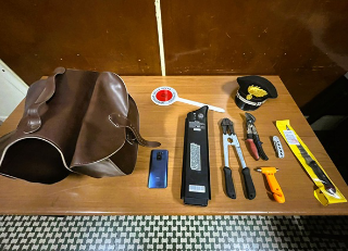 Senigallia - Ladro di biciclette elettriche fermato dai carabinieri: aveva arnesi da scasso e refurtiva