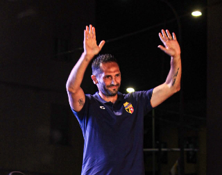 Fermo abbraccia la Fermana: presentate squadra e maglie