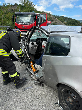 Roccafluvione - In fin di vita dopo l’incidente sulla Salaria, veglia di preghiera per Gloria Pignoloni