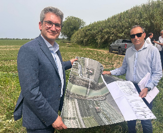 Ponte ciclopedonale sul Tronto, consegnate le chiavi dei lavori