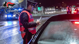 Porto San Giorgio - Minacce con la pistola per farsi consegnare una collanina, tre ragazzi denunciati
