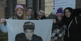 Pesaro - Sale la febbre per Jovanotti, fan in fila dalle prime luci dell’alba