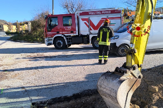 Fuga di gas ad Apiro: 13 residenti evacuati